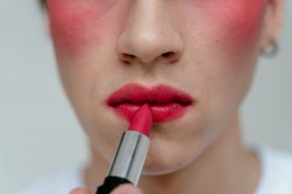 Celebrity beauty : skincare, make-up et cheveux des stars